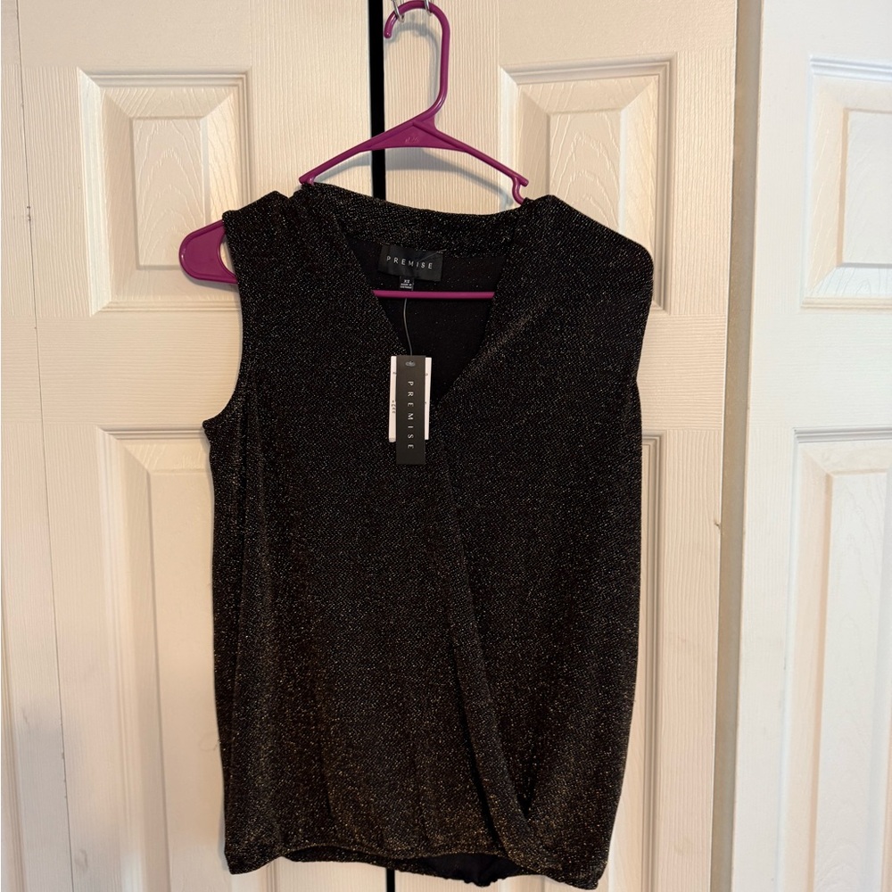 Premise Black‎ and Gold Sleeveless Blouse